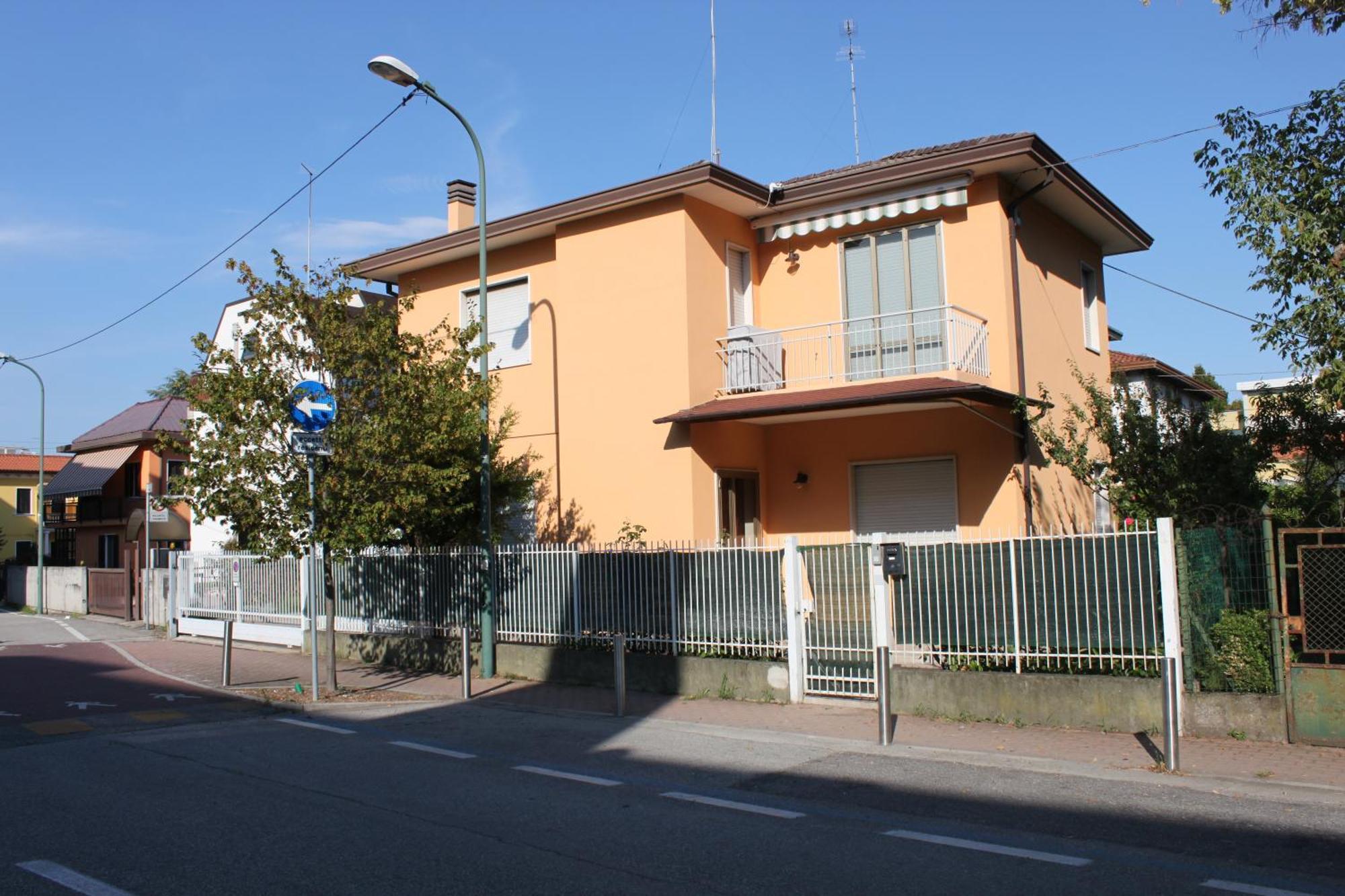 Villa Al Sole Mestre Exterior photo