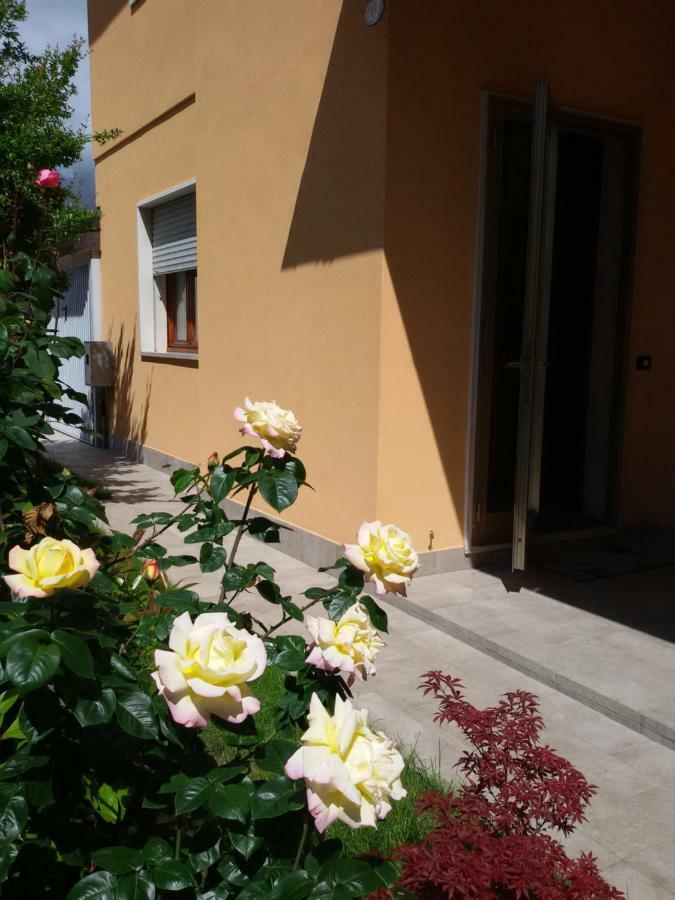 Villa Al Sole Mestre Exterior photo