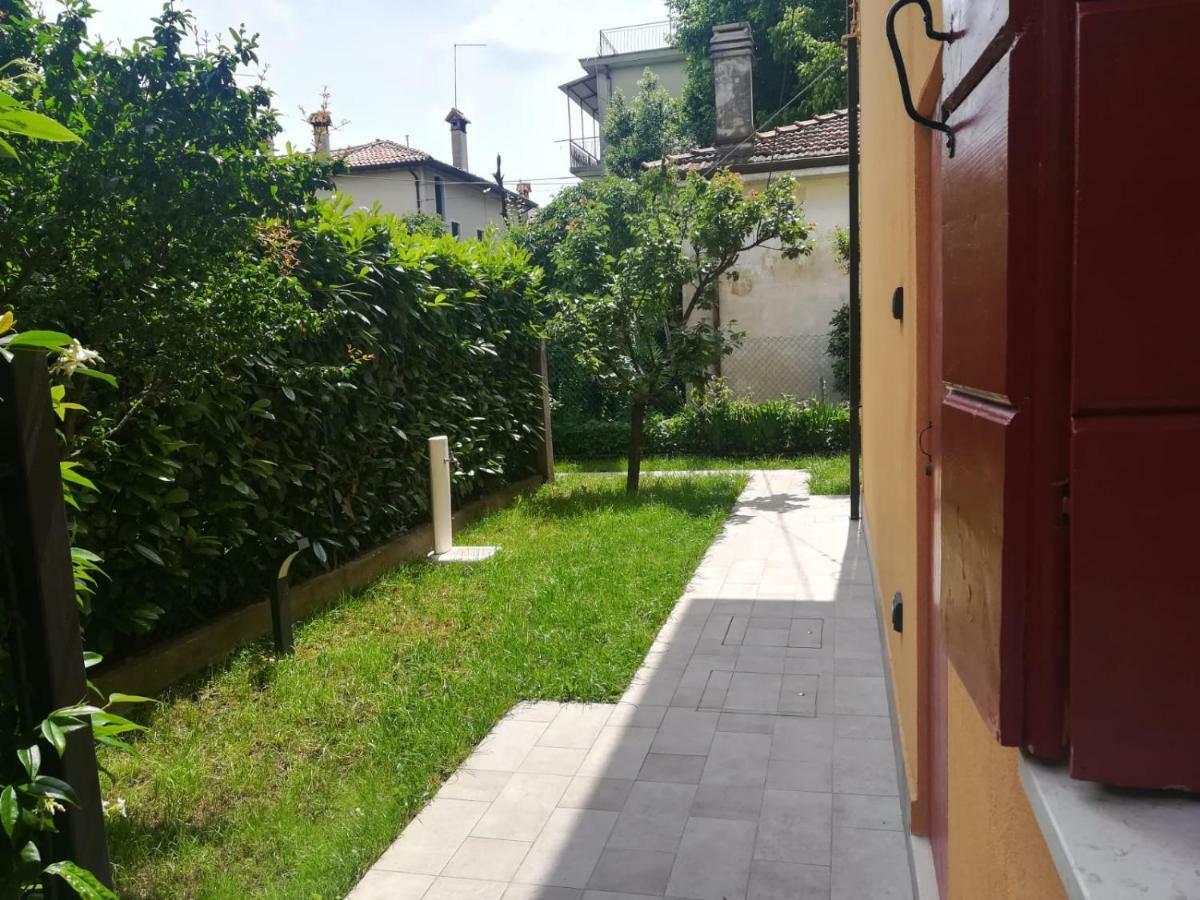 Villa Al Sole Mestre Exterior photo